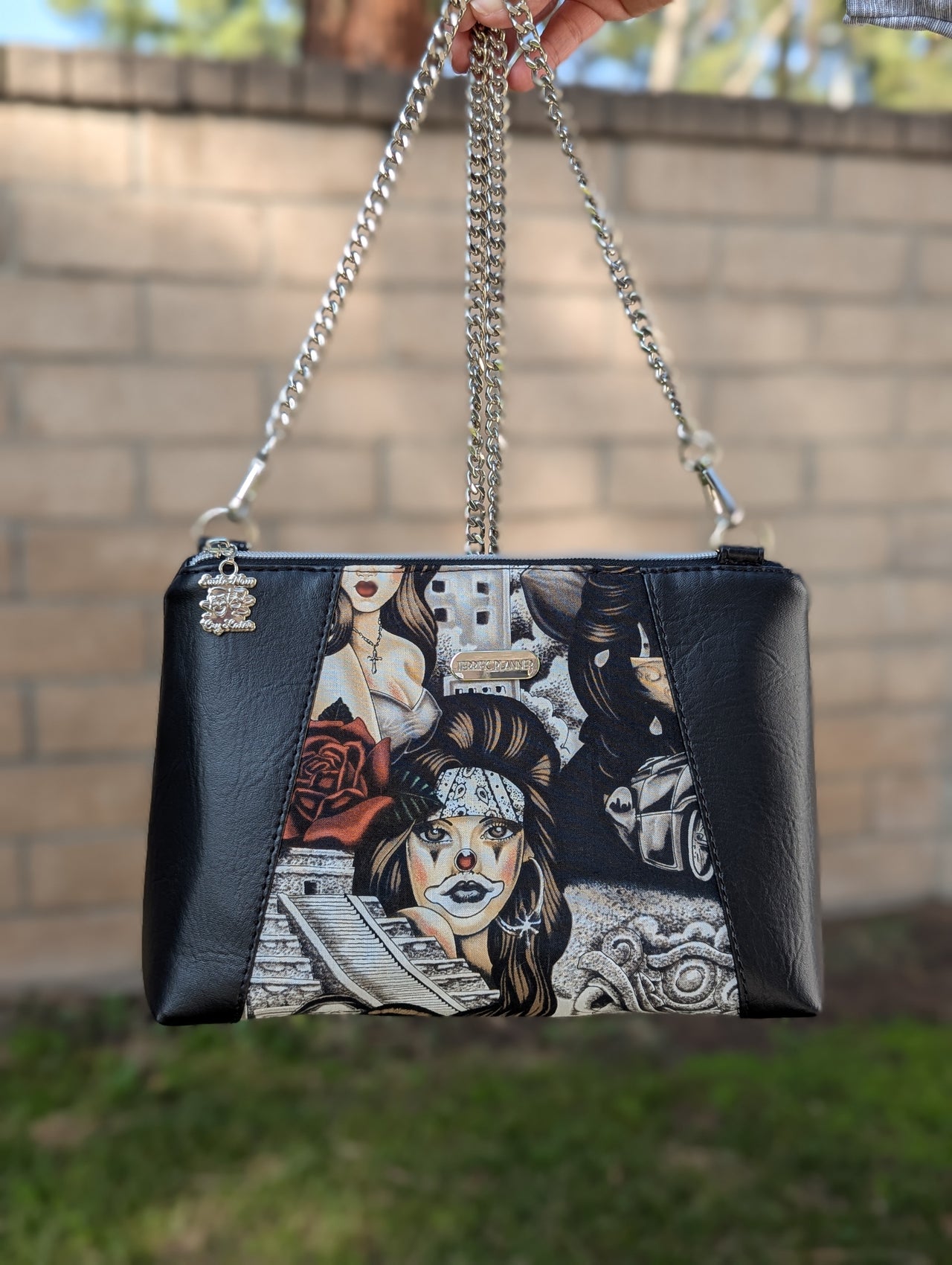 Chuco Sunshine Crossbody Bag