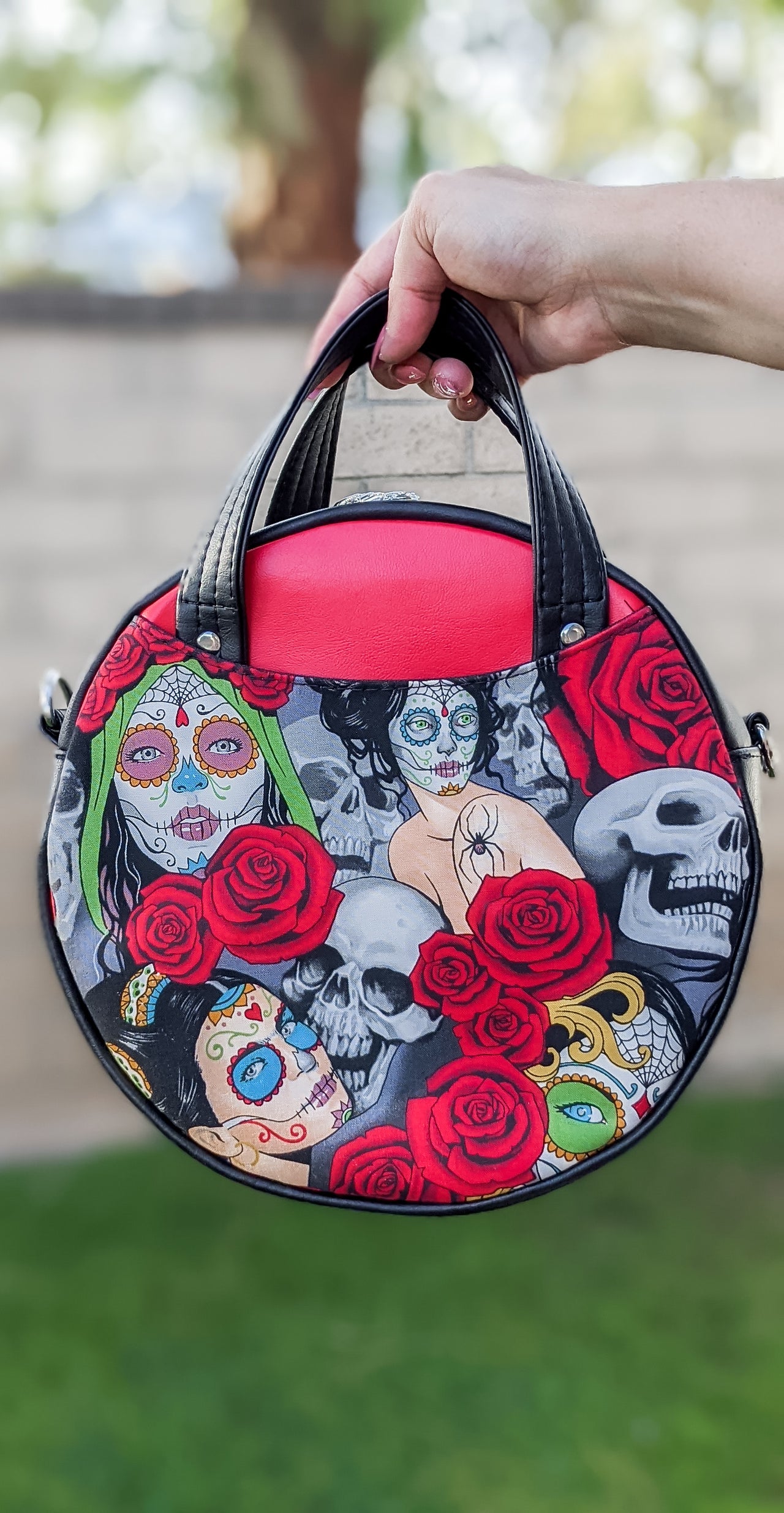 Catrinas n' Roses Circle Crossbody Bag