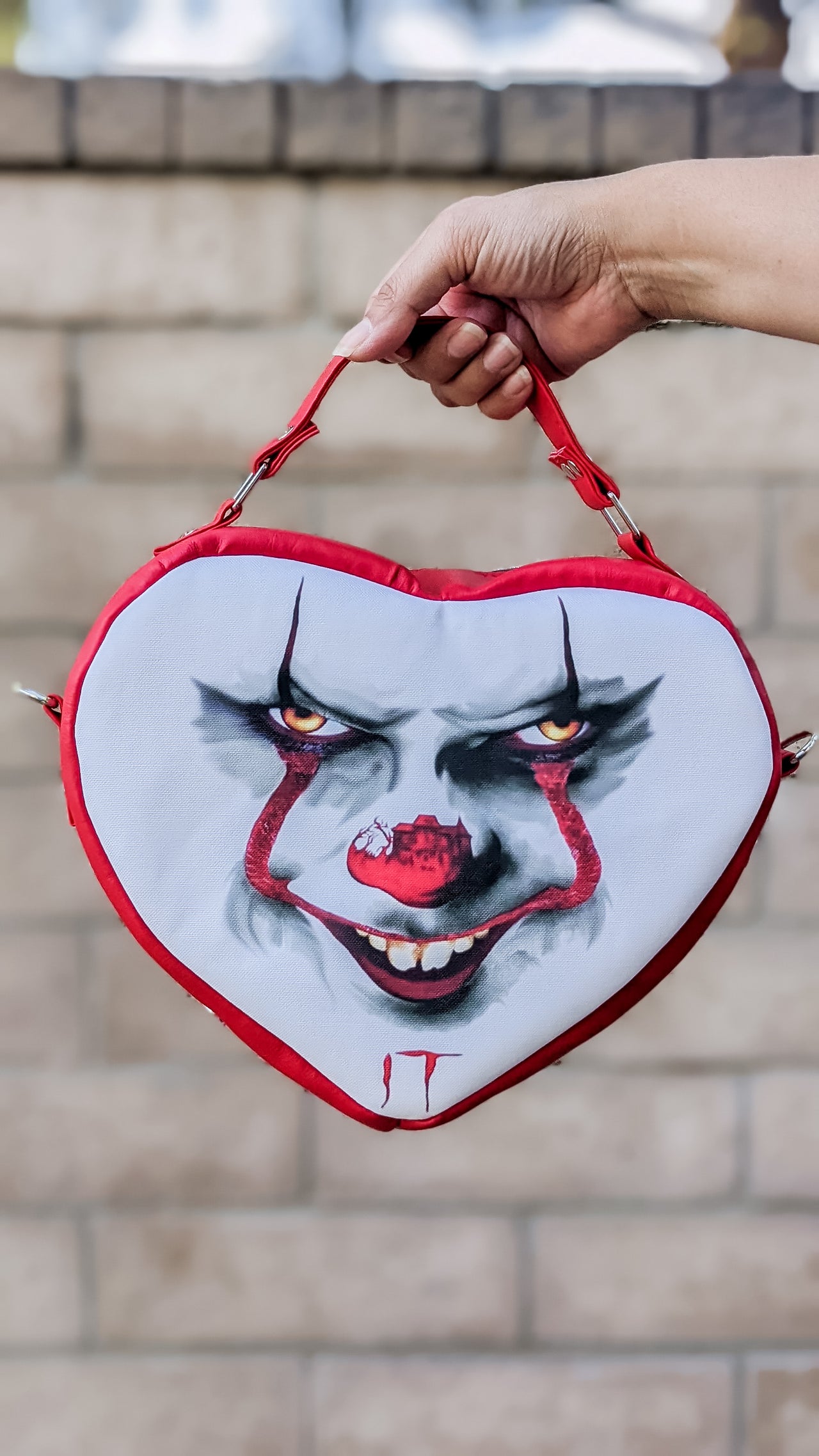 IT Pennywise Mini Heart Bag